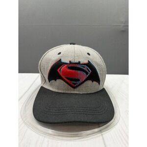 DC Comics Snapback Hat Mens Grey Batman v Superman Dawn of Justice Logo OSFM
